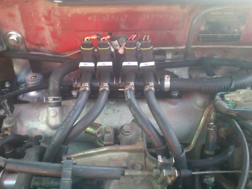 ugraeriokinisi-nissan-almera-hatchback (2)